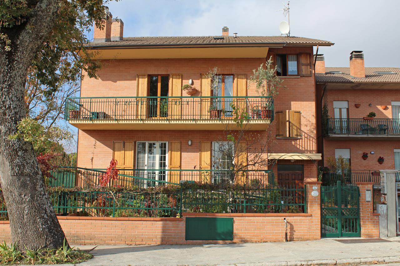 B&B Dimora Morelli Gubbio Exterior foto